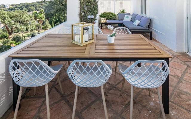 LJ- Modern flat with spectacular views in mountain