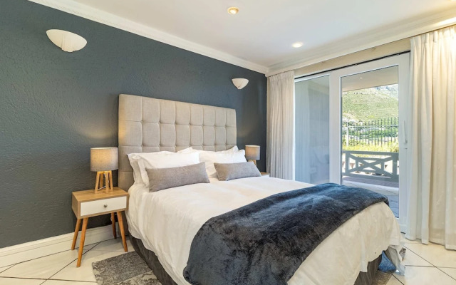 3 Bedroom Apartment - Beach Club