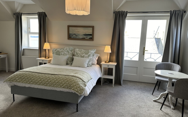 Eldon's Bed & Breakfast