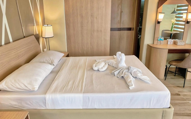 New Dawn Hotel Plus