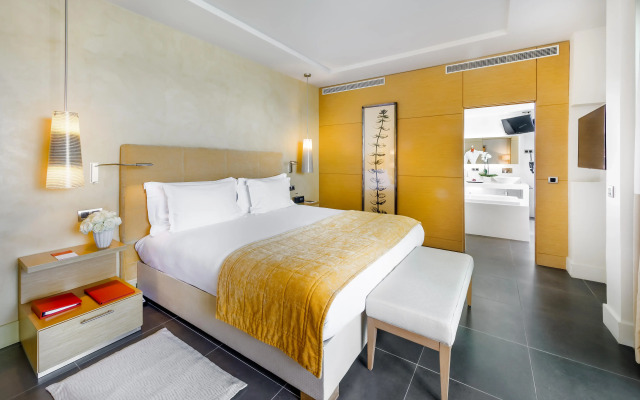 Monte-Carlo Bay Hotel & Resort