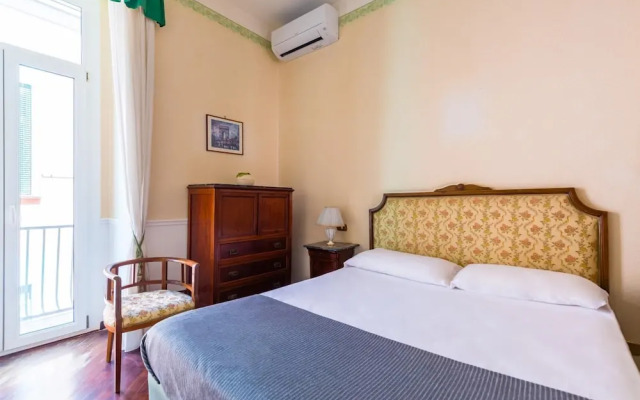 Grand Classic Apartment at San Martino