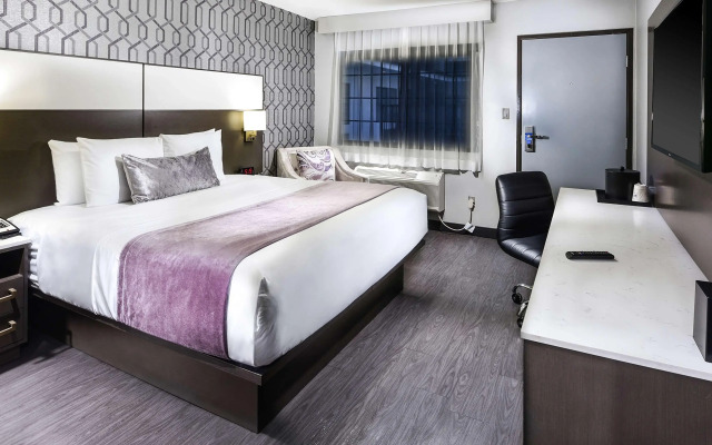 Sunset West Hotel, SureStay Collection by Best Western