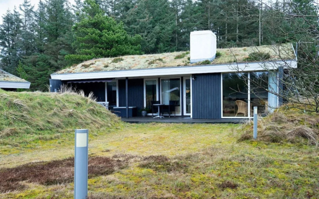 6 Person Holiday Home in Blokhus
