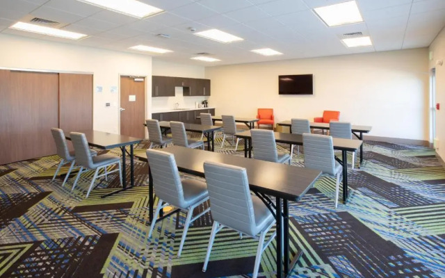 Holiday Inn Express & Suites Goodland I 70 by IHG