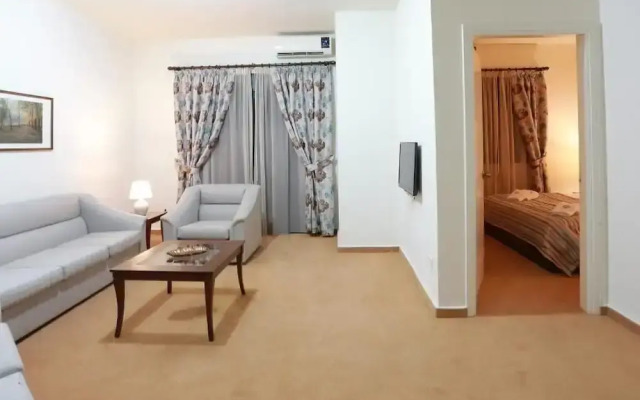 Nine Seven Hotel Jounieh