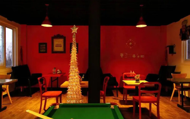 Afternoon Of The Forest Pension