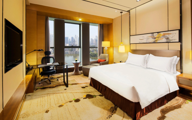Crowne Plaza Tianjin Meijiangnan by IHG
