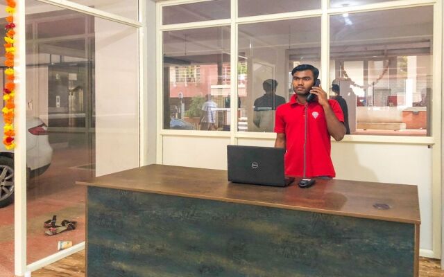 OYO 17247 Resside 11