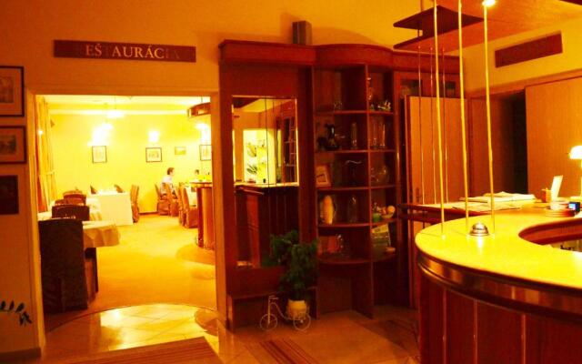 Hotel Margit