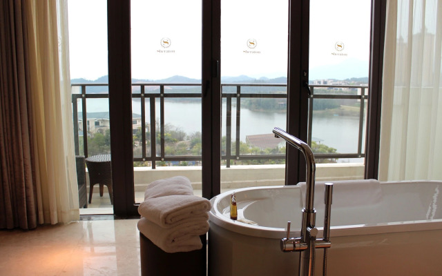 Sheraton Bailuhu Resort, Huizhou