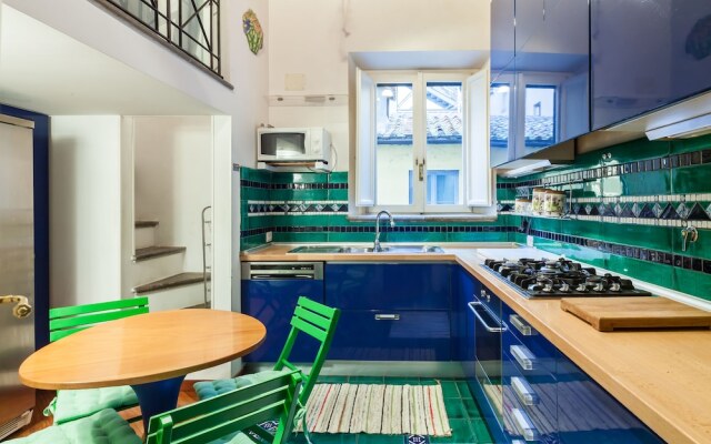 Luxury Trevi Apartment