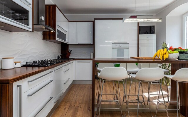 Stunning Apartment in Opatija With Wifi and 2 Bedrooms