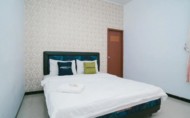Urbanview Hotel Griya Surya Malang by RedDoorz