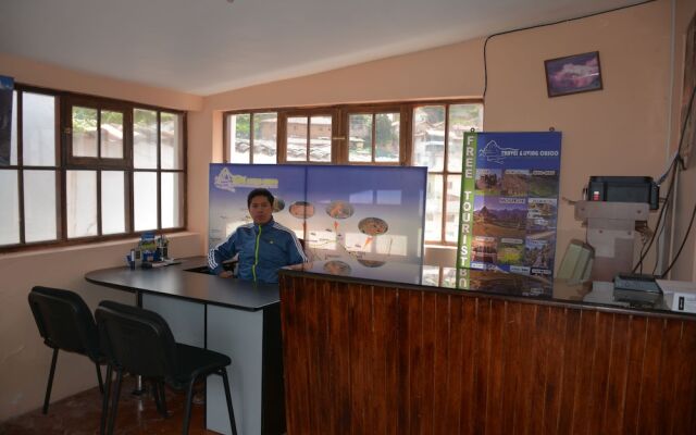 Hostal Cuesta del Sol - Hostel