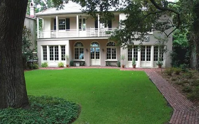 21 East Battery Bed & Breakfast