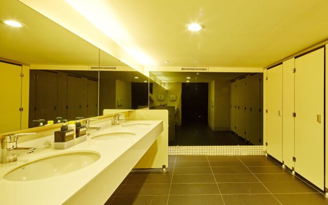 Single inn kaohsiung Lisen Hostel