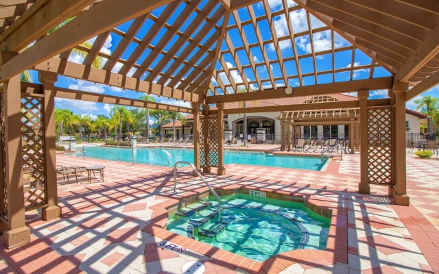 Bella Vista Apartment 6 Bedroom