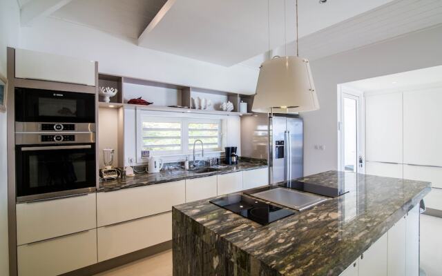 Dream Villa Orient Bay 570