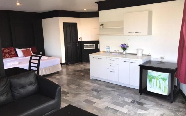 Maximum Boutique Hotel