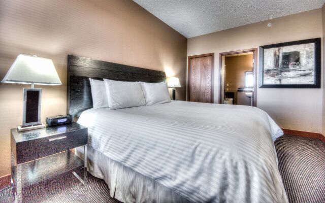 Grand Inn & Residence (ex. Podollan Rez-idence Grande Prairie) 