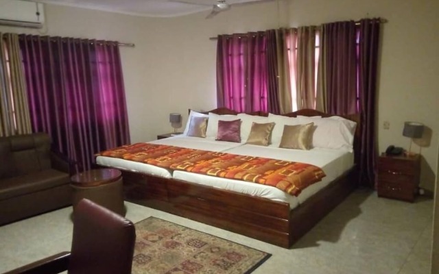 Mascot Hotel Ltd
