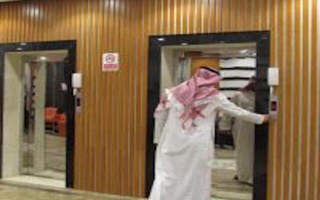 Iwan AlAndalusia Hotel suites
