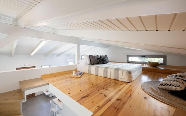 Theros Residence