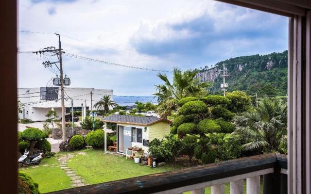 Seogwipo Neulbada Pet Pension