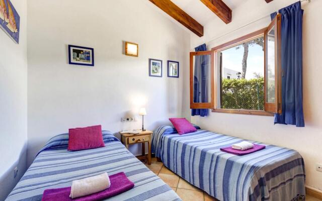 VILLA GERARD in Cala Blanca