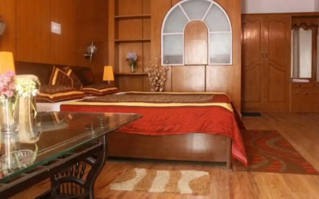 Hotel Himshikhar Joshimath