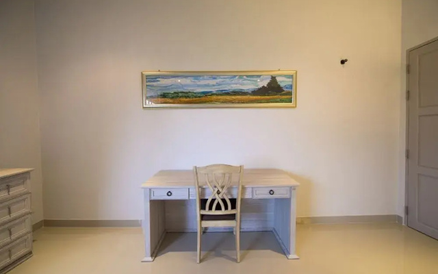 Klong Muang Beach Apartment