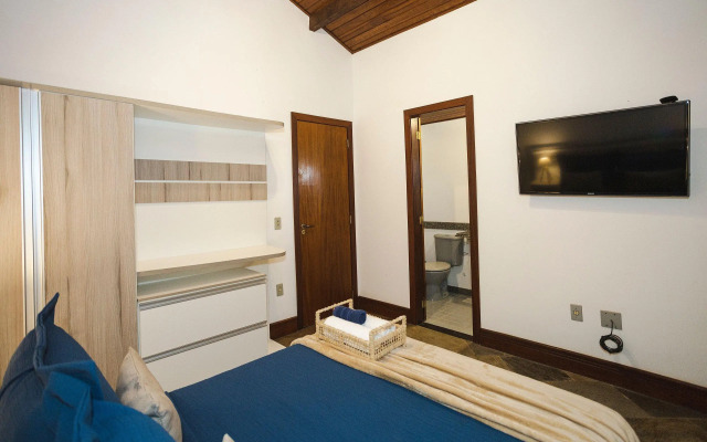 Casa Em Búzios Com 3 Suítes | Vf 07