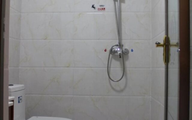 Dunhuang Nongfu Hostel
