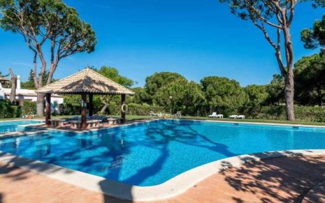 Solar Golf, by Vilamoura Sun