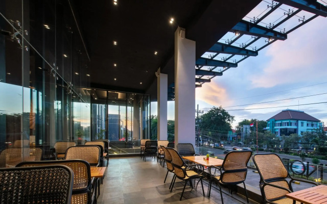 Luminor Hotel Airport Sidoarjo by WH