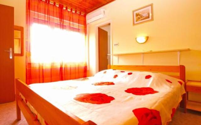 Apartments Luciano 1576