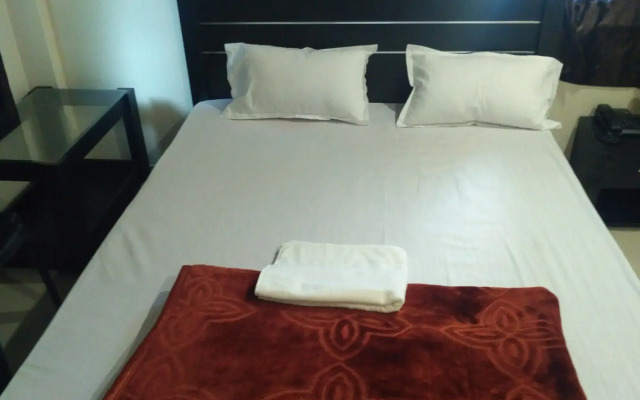 Hotel Honey Lodging