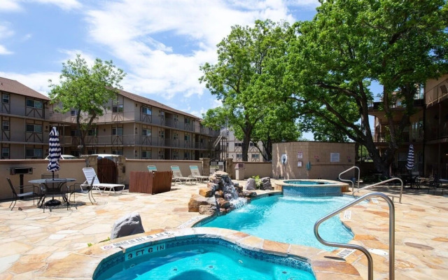 Ww D101 2 Bedroom Condo