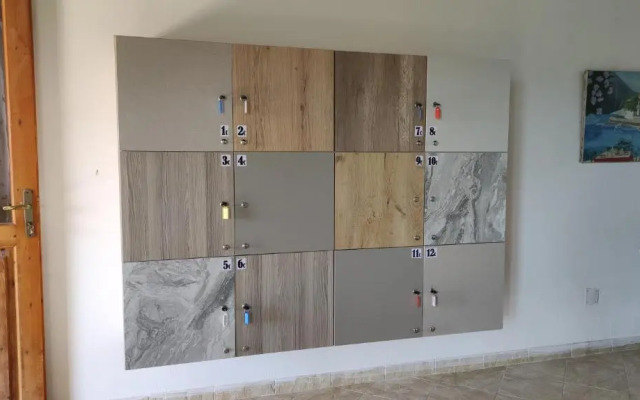 Filikur Hostel Himare