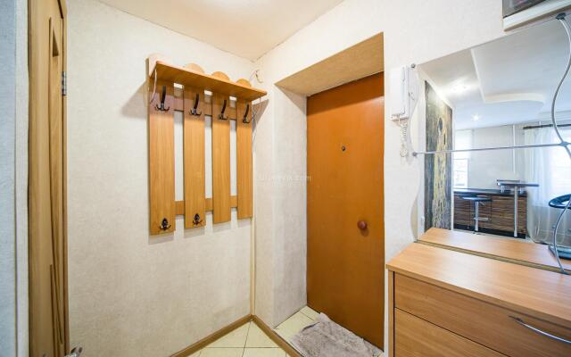 House-available on Krisanova