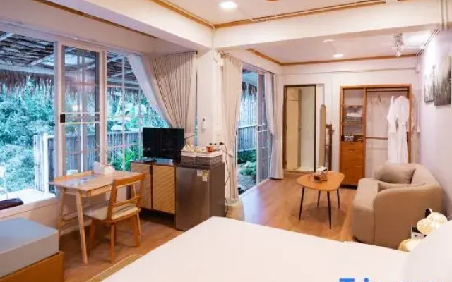 Nuearnaam Lychee House Chiang Mai