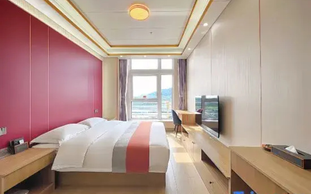 Jimo Orange Red Hotel
