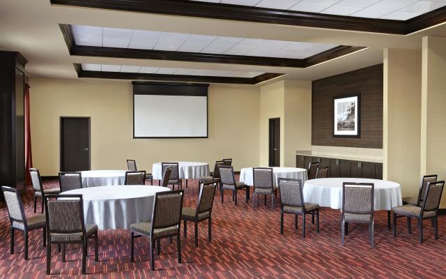 Four Points By Sheraton Edmonton Gateway