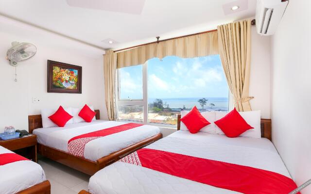 Aris Hotel