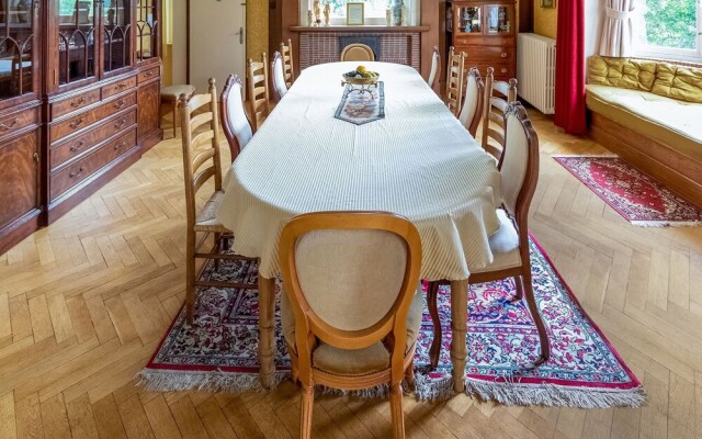 Marvellous Holiday Home in Ronse with Terrace