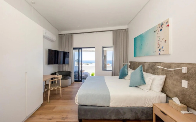 Spectacular Ocean Villa in Camps Bay