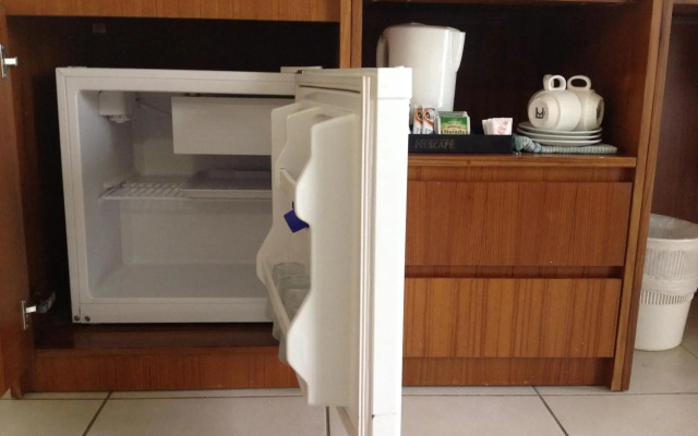 Cairns Queenslander Hotel & Apartments