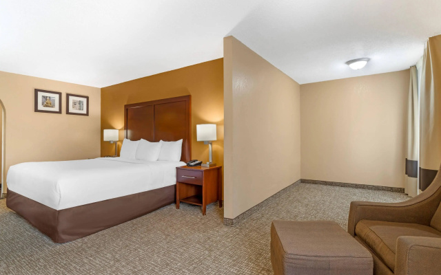 Comfort Inn North Conroe