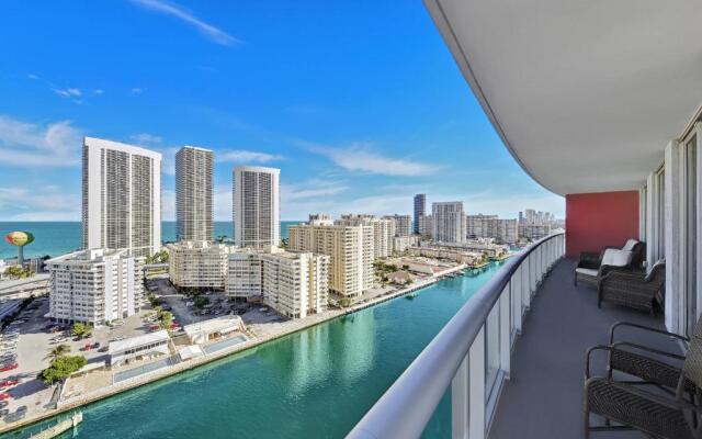 Three-Bedroom Beachwalk Resort Apartment